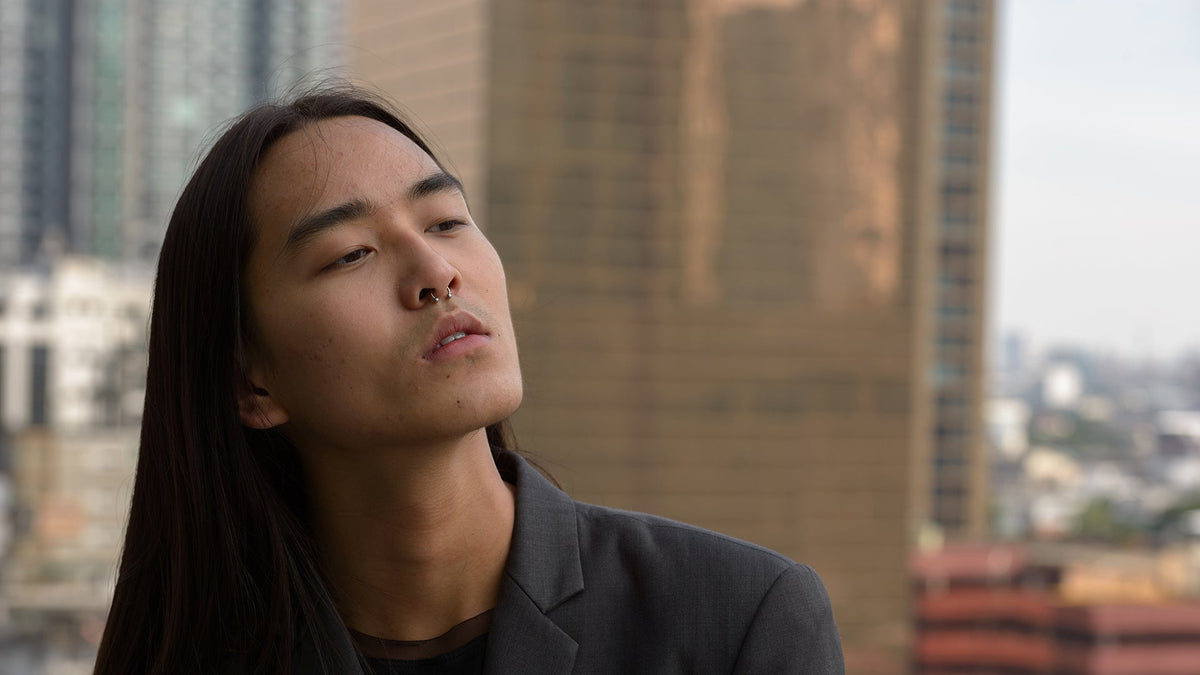 Signs You’re Dissociating — and How to Reconnect